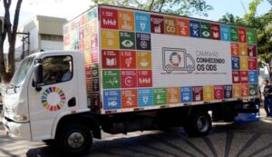 Caminhão conhecendo os ODS Vespasiano