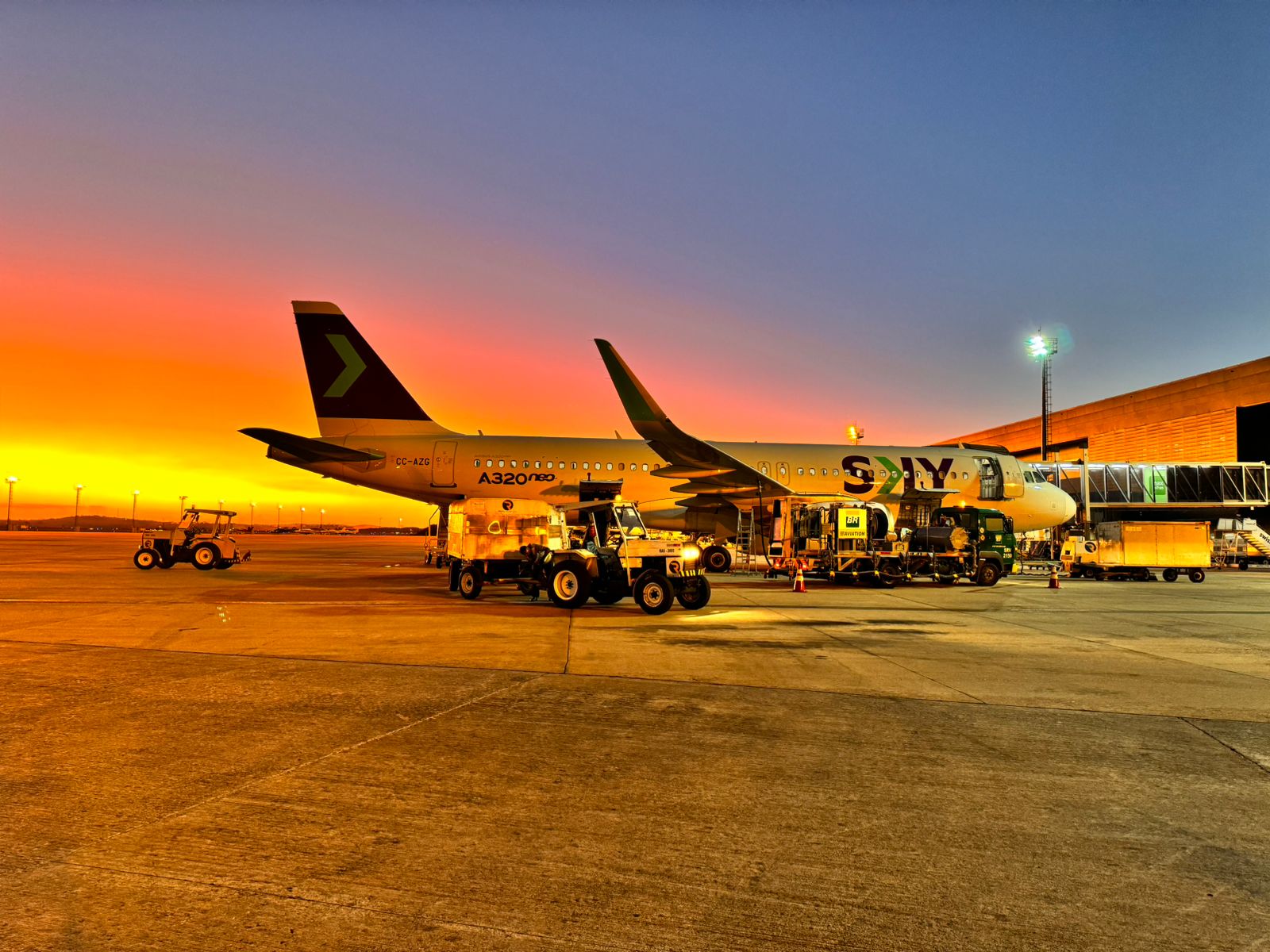 BH Airport inaugura rota para Santiago pela SKY, a primeira companhia ...