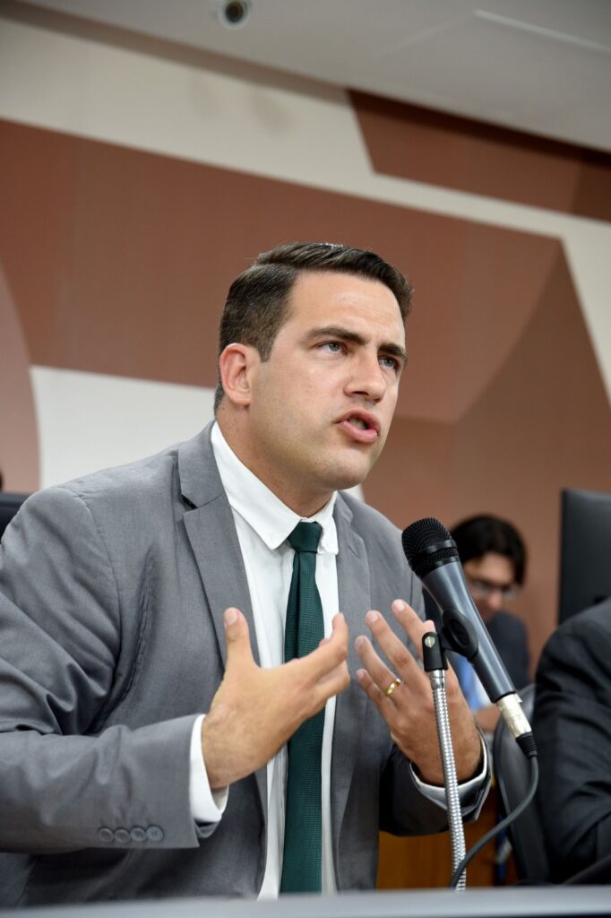 Deputado Caporezzo 6